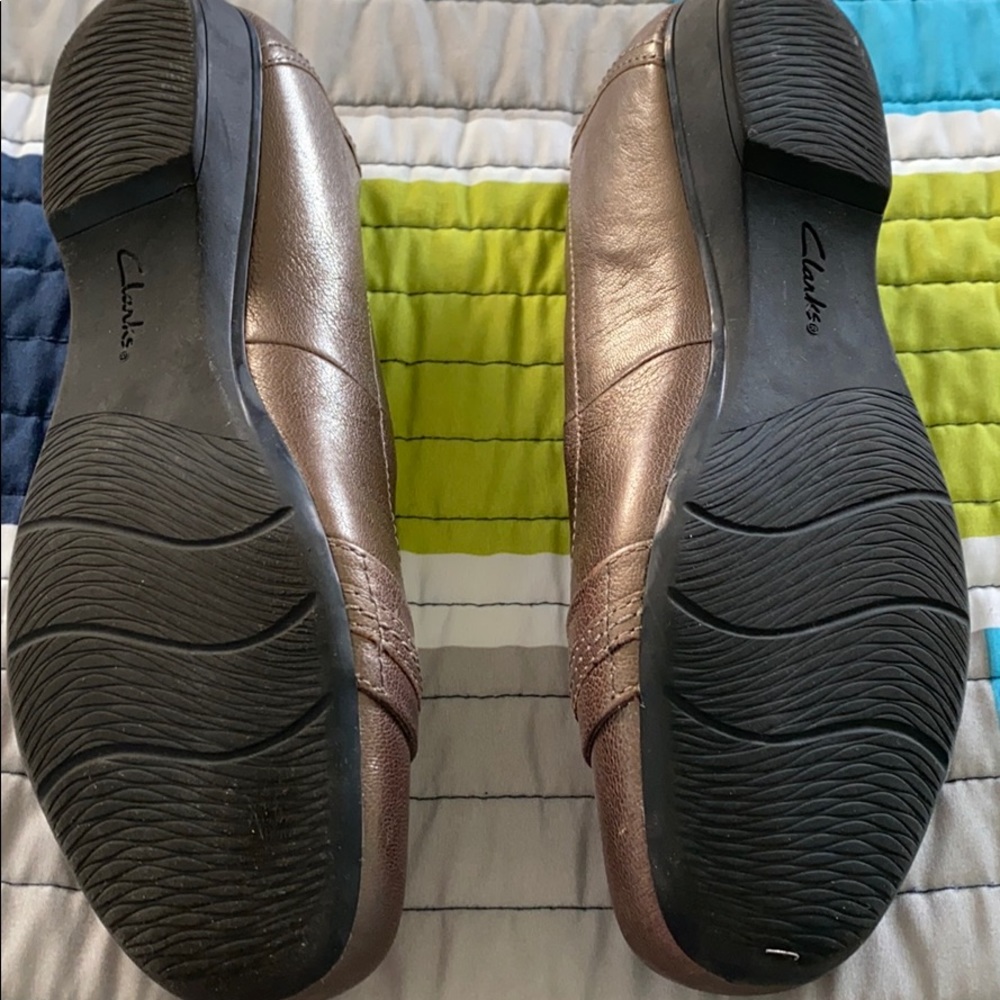 Shoes - Picture 4 of 4